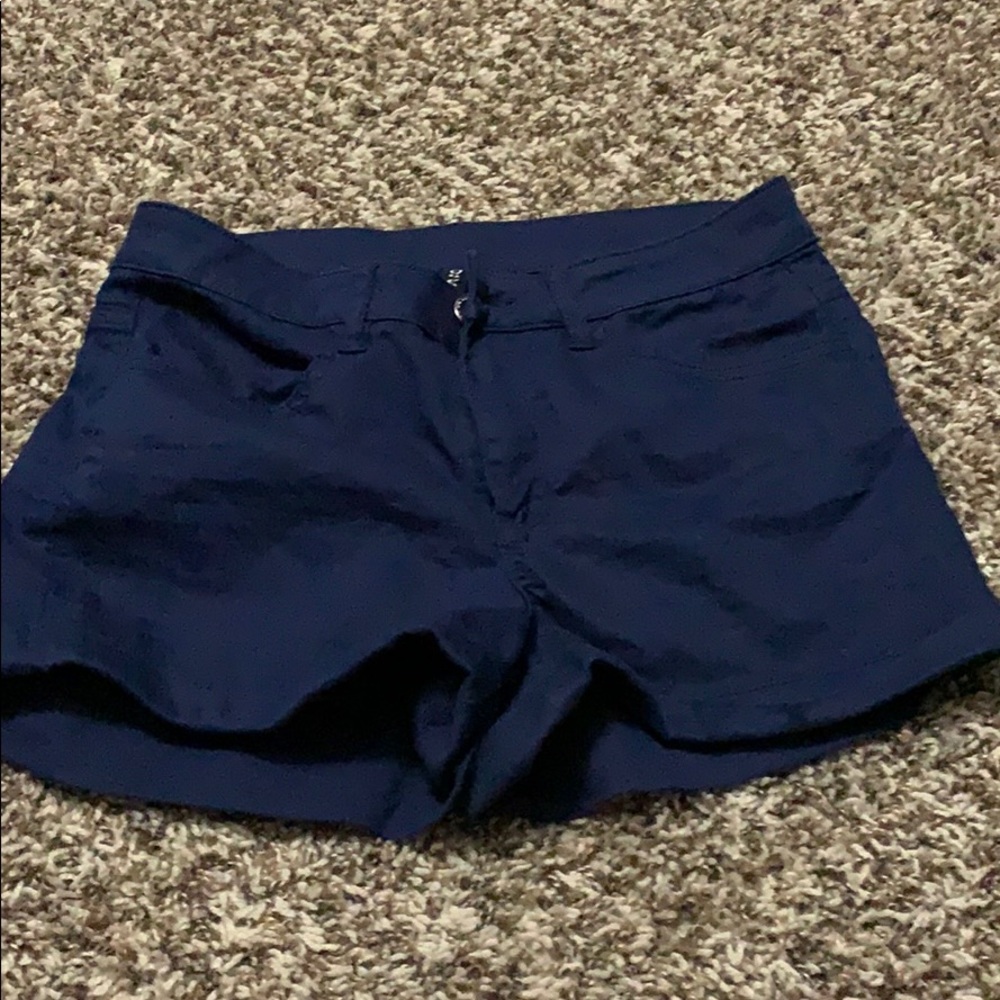 H&M blue shorts